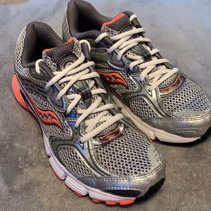 size 8.5 Saucony liberate , silver